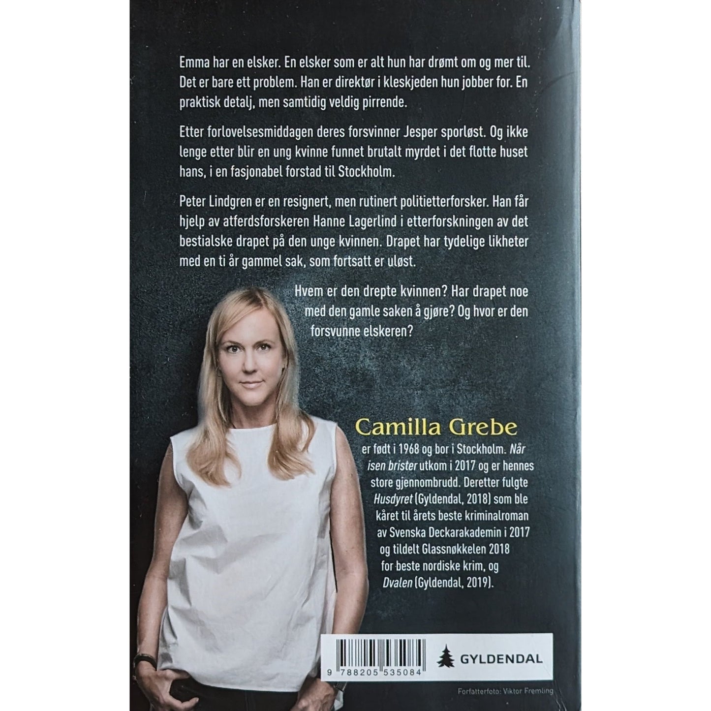 Grebe, Camilla: Jentene og mørket 1 - Når isen brister