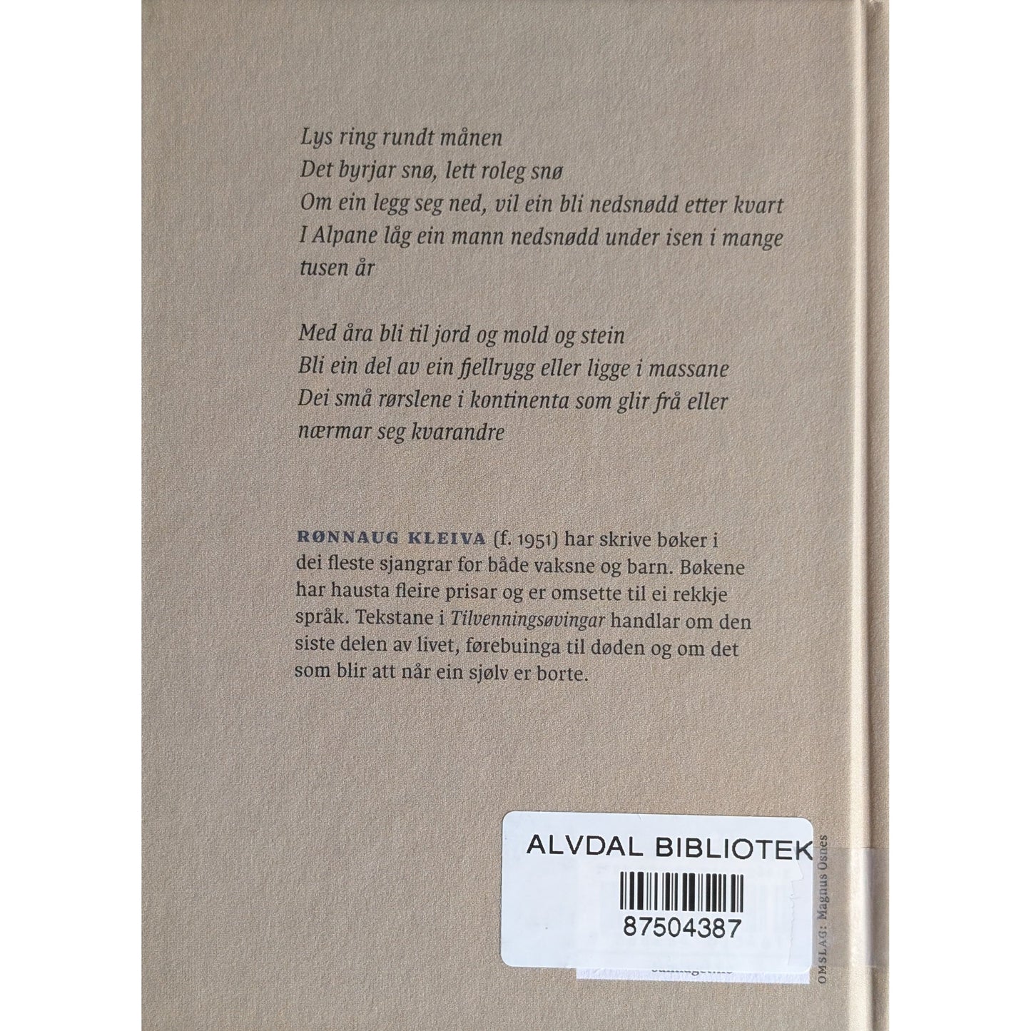 Tilvenningsøvingar. Brukt bok av Rønnaug Kleiva. Dikt. Inventaret bokhandel