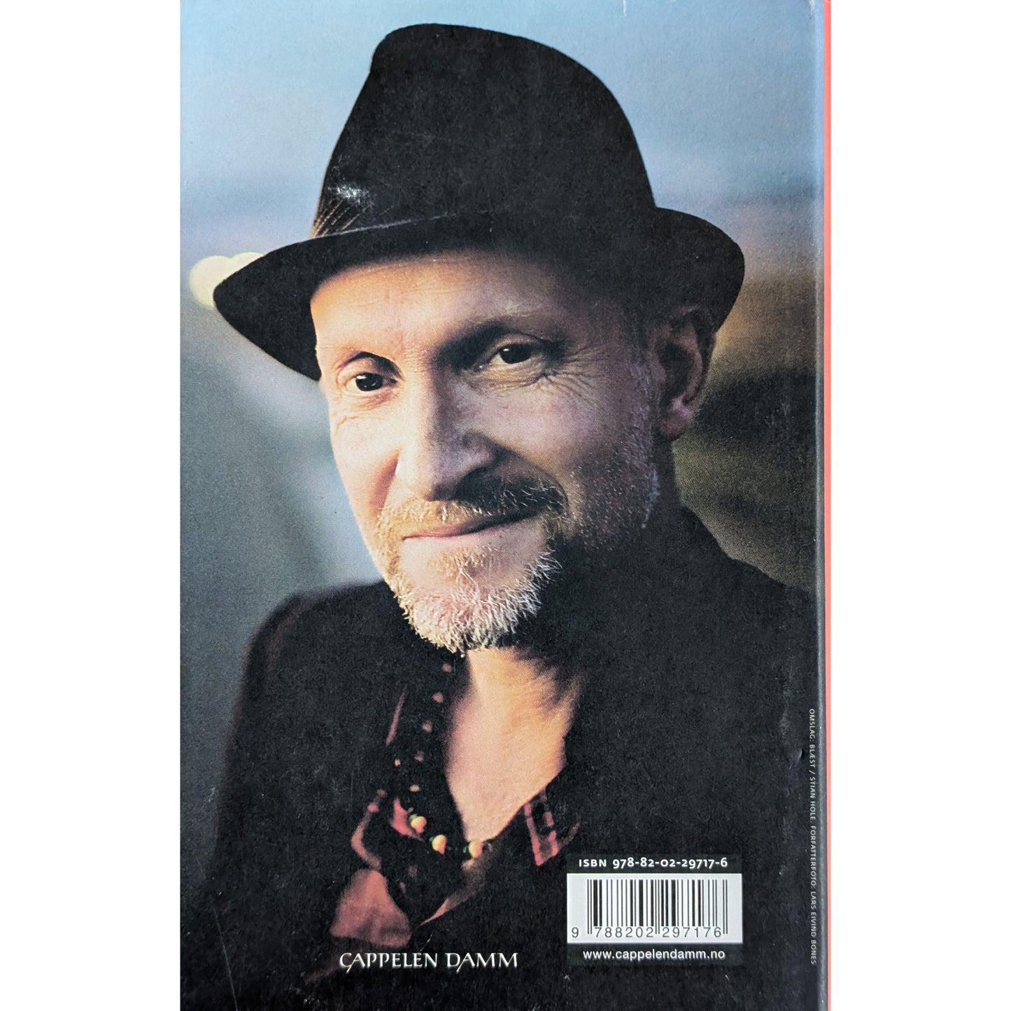 Visning. Brukte bøker av Lars Saabye Christensen hos Inventaret