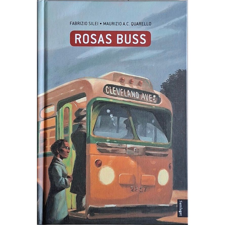 Rosa buss, brukte bøker av Fabrizio Silei