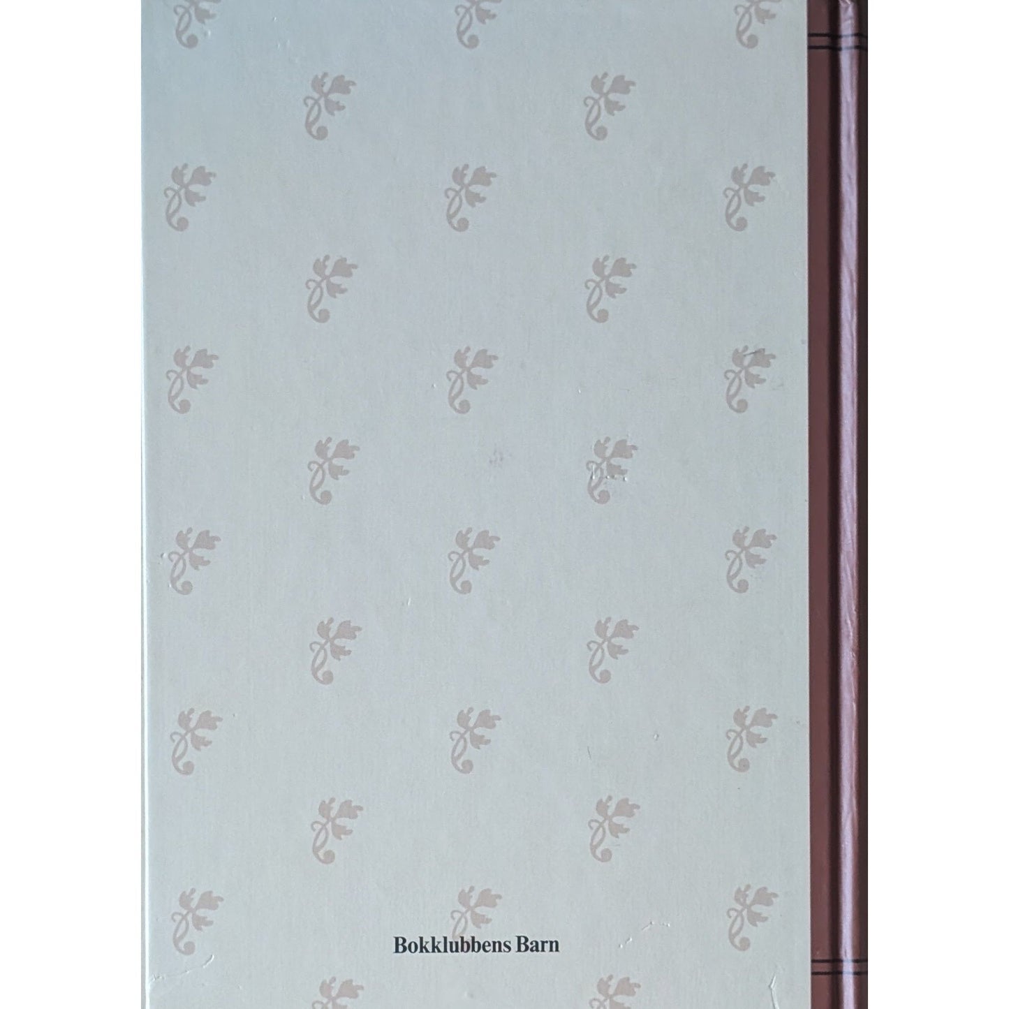 Den hemmelige hagen, brukte bøker av Frances Hodgson Burnett