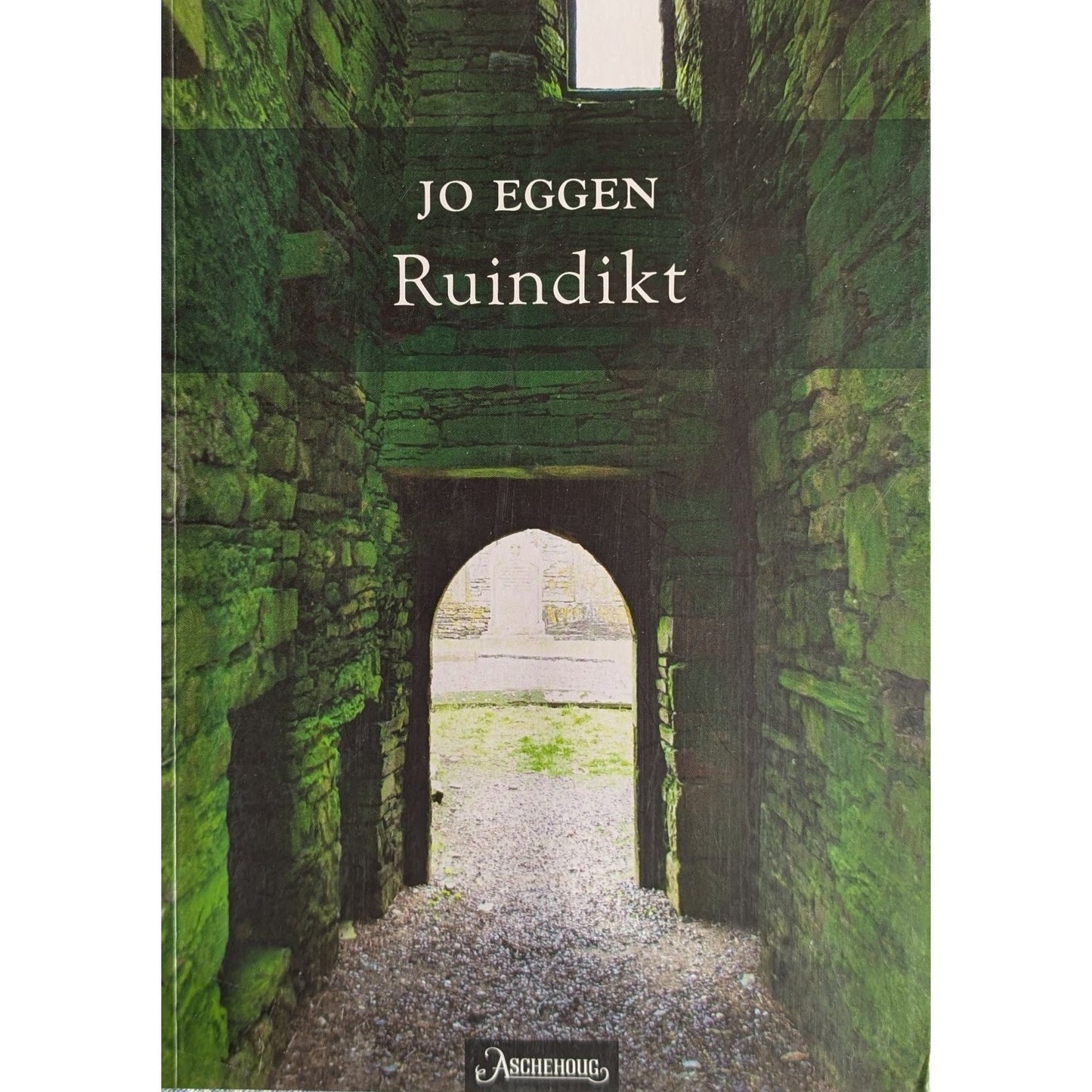 Ruindikt. Brukte bøker av Jo Eggen. Poesi fra Inventaret bokhandel