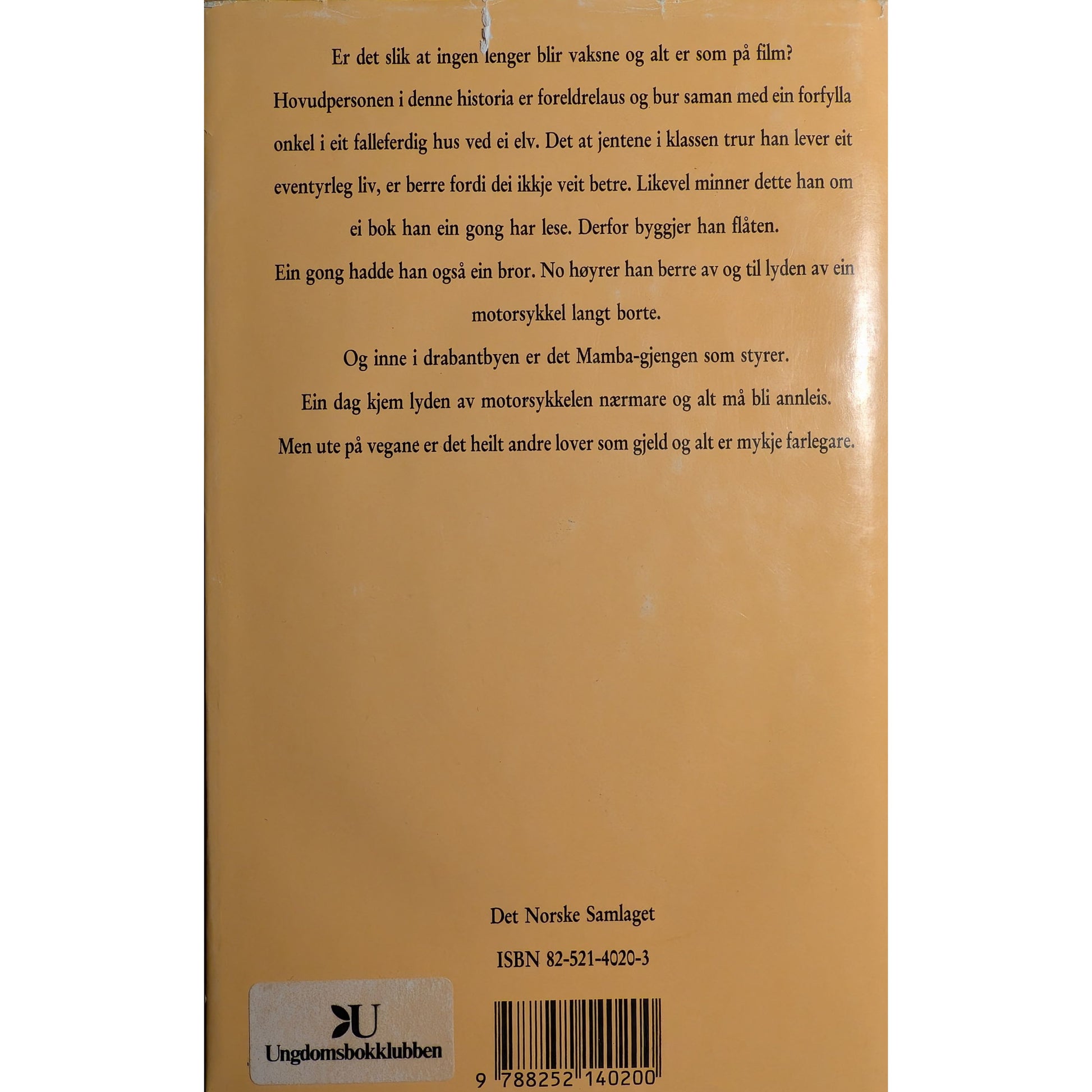 Ein motorsykkel i natta. Brukte bøker av Ragnar Hovland. Inventaret