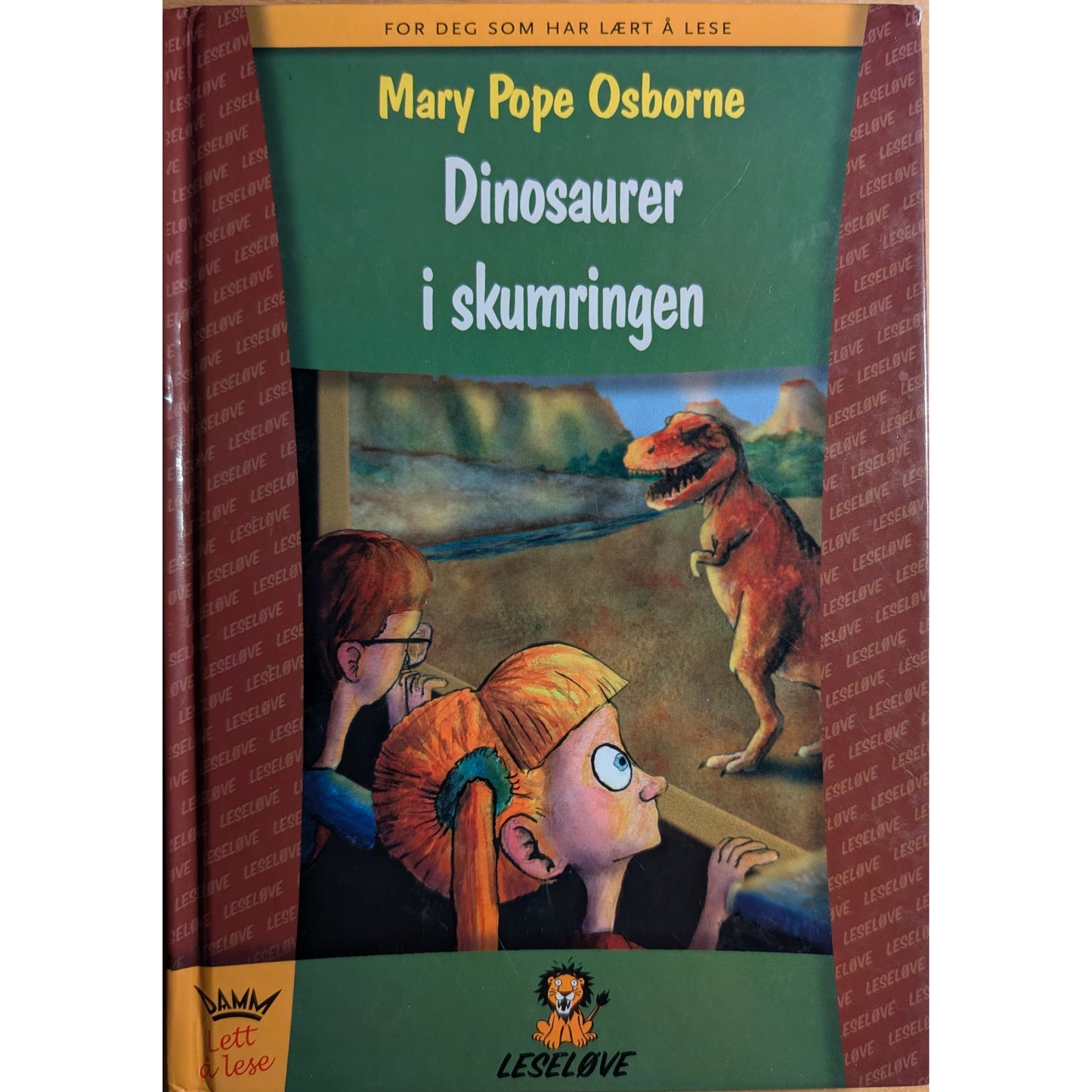 Dinosaurer i skumringen, brukte bøker av Mary Pope Osborne. Leseløve