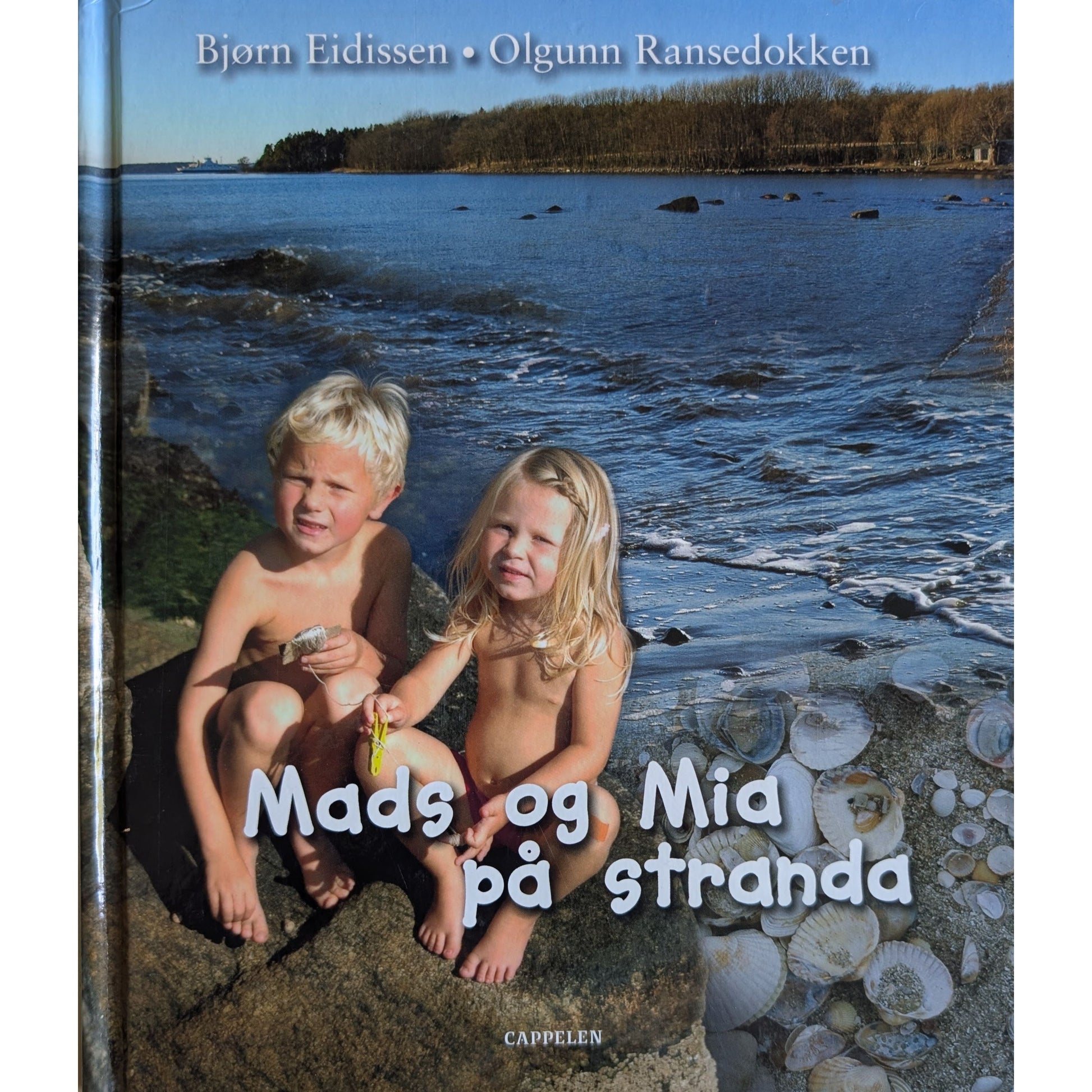 Mads og Mia på stranda, brukte bøker av Bjørn Eidissen