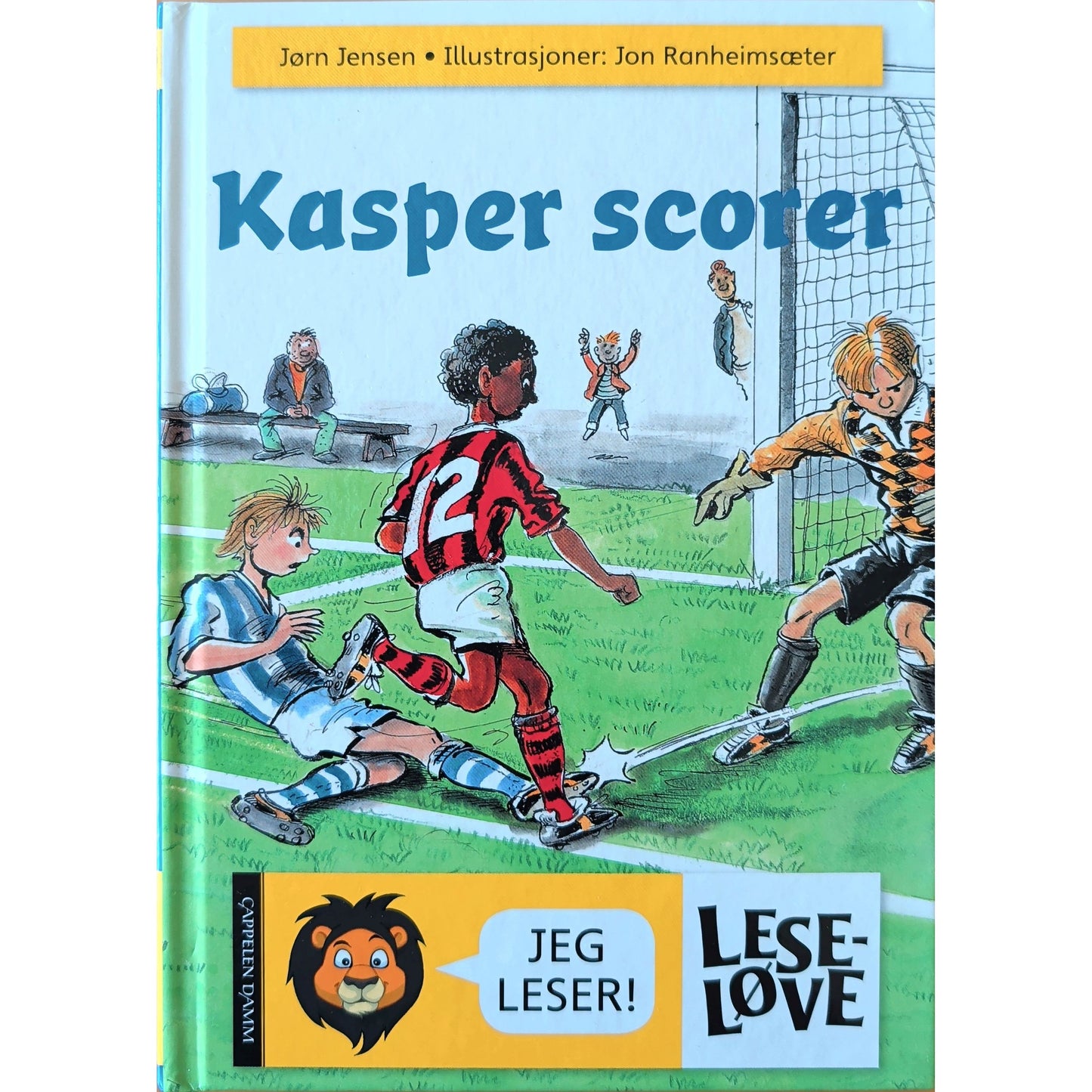 Kasper scorer, brukte bøker av Jørn Jensen. Inventaret bokhandel