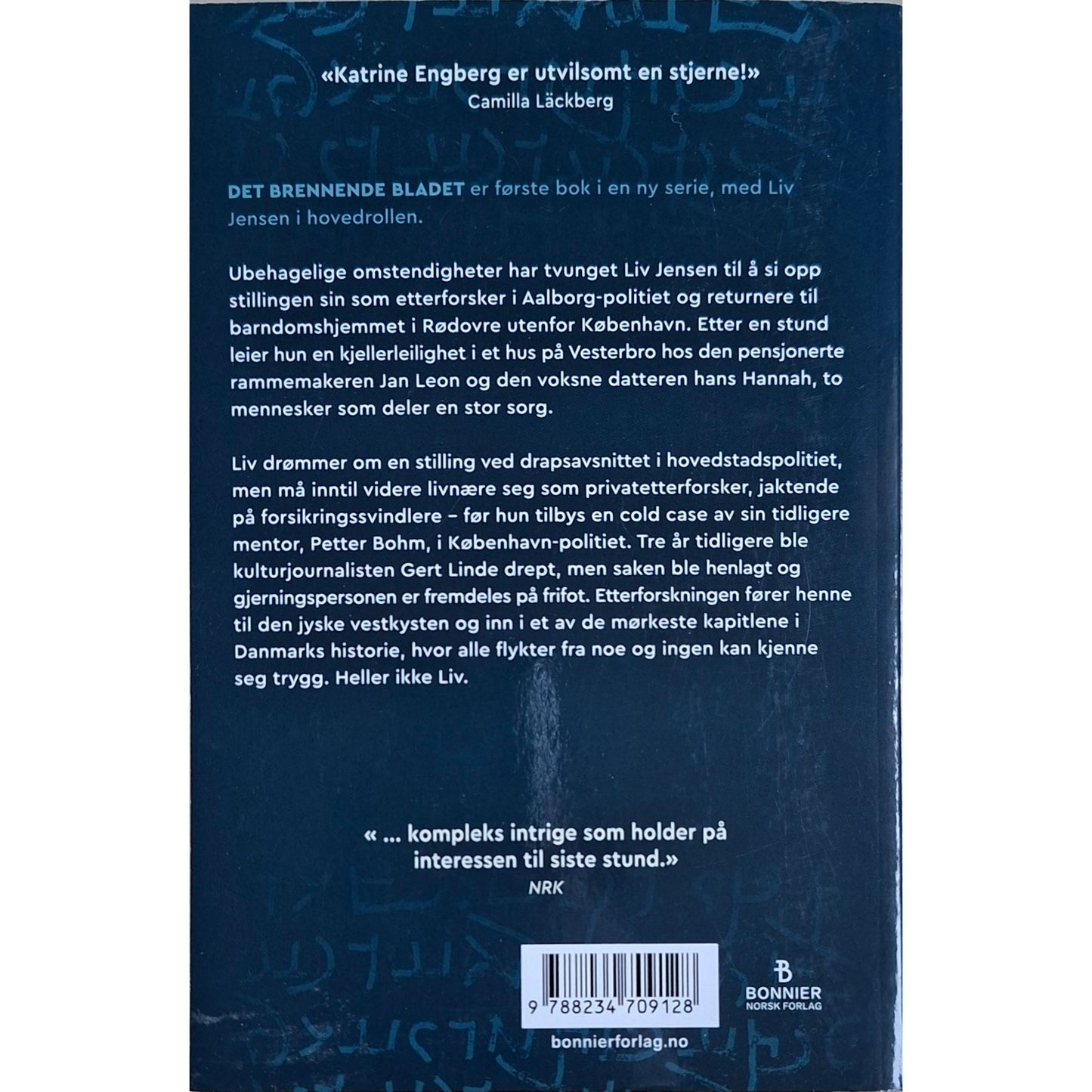 Det brennende bladet. Brukte bøker av Katrine Engberg hos Inventaret