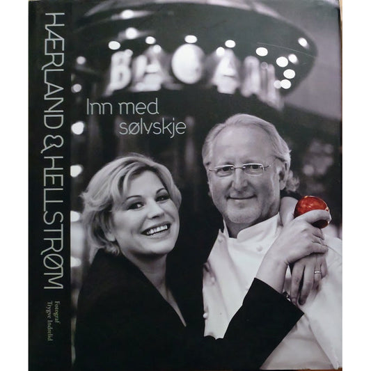Inn med sølvskje av  Anne Kat Hærland og Eyvind Hellstrøm. Brukt bok