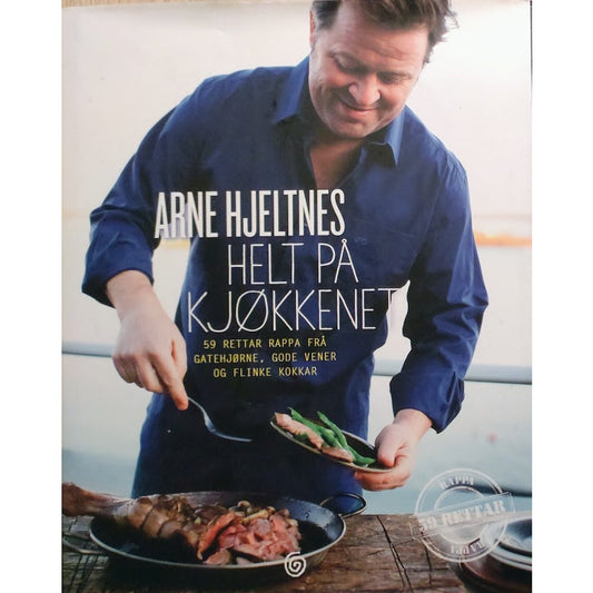 Helt på kjøkkenet - Brukt bok av Arne Hjeltnes